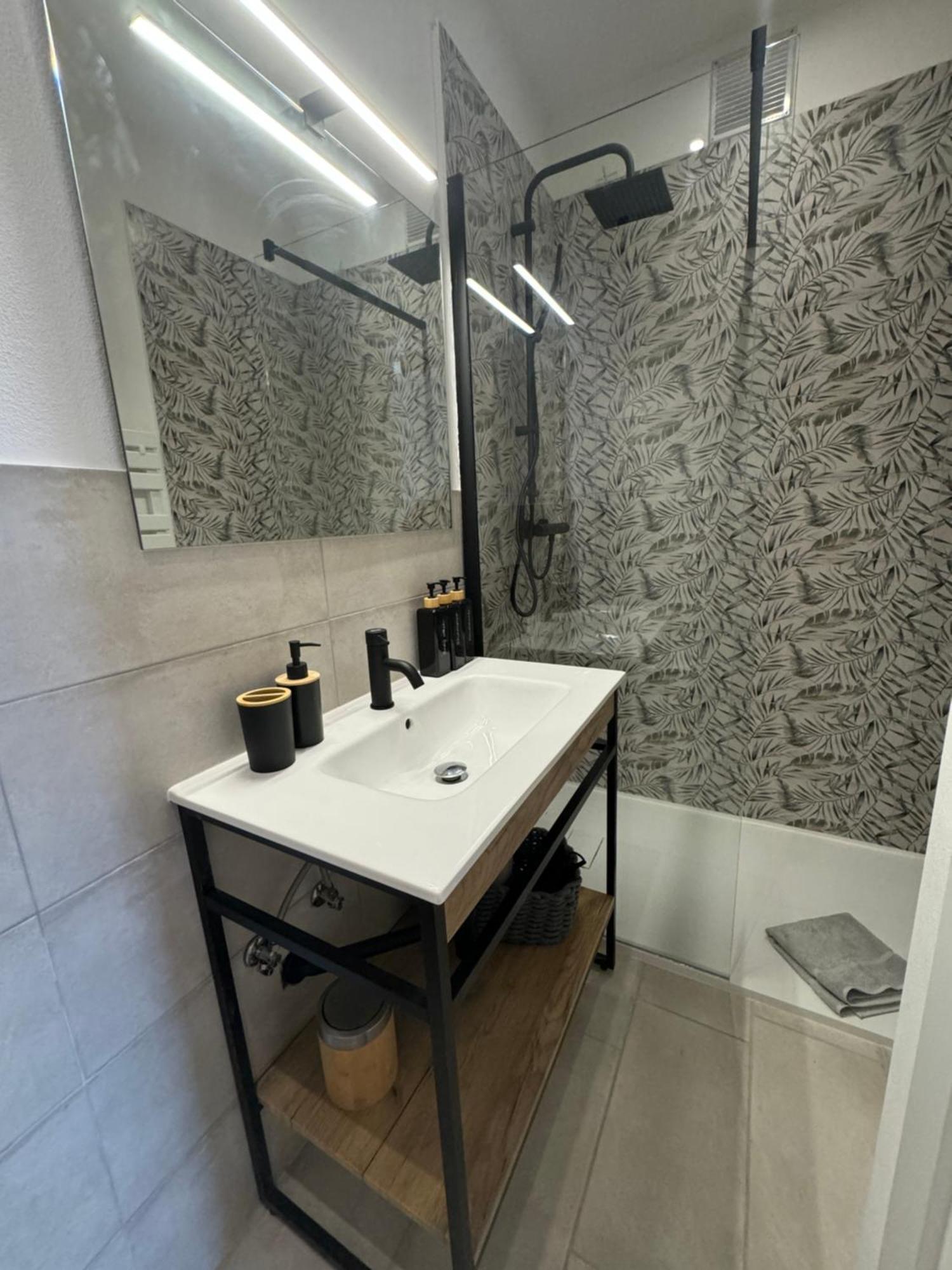 Loving My Rooms 3 - Incantevole Monolocale Nel Centro Storico Гориция Екстериор снимка